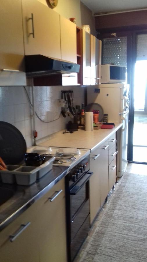 Apartman Lana ,Froudeova Ulica 3 Nasuprot Zg Velesajma Apartment ซาเกร็บ ภายนอก รูปภาพ