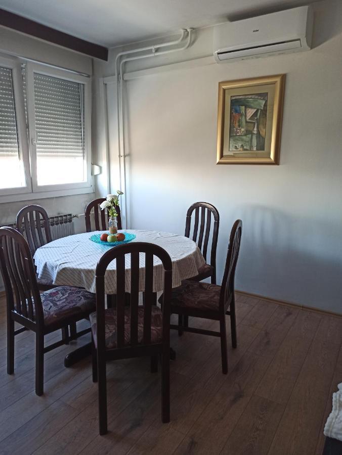 Apartman Lana ,Froudeova Ulica 3 Nasuprot Zg Velesajma Apartment ซาเกร็บ ภายนอก รูปภาพ